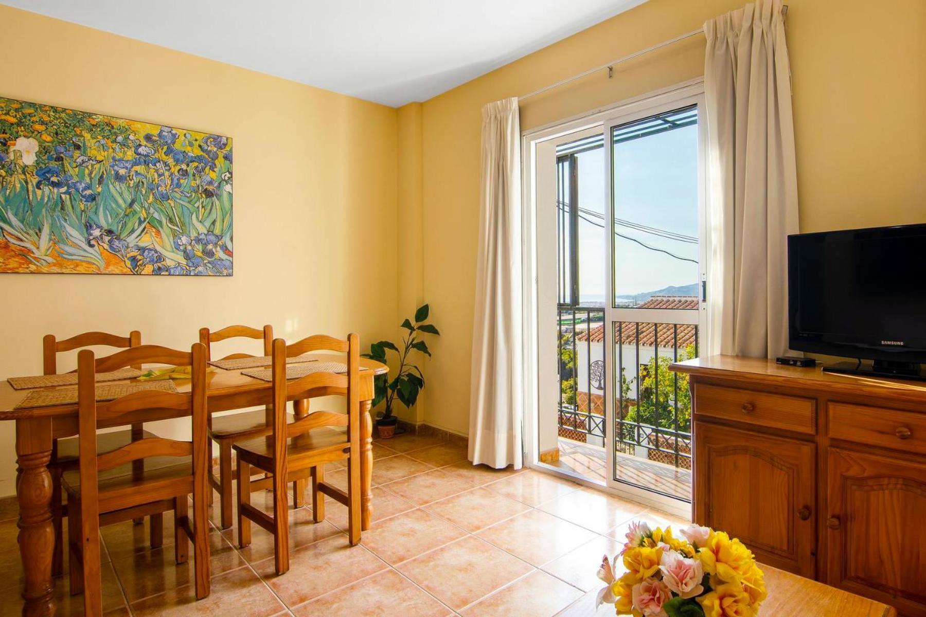 Apartamentos La Casa Del Barrio Маро Экстерьер фото