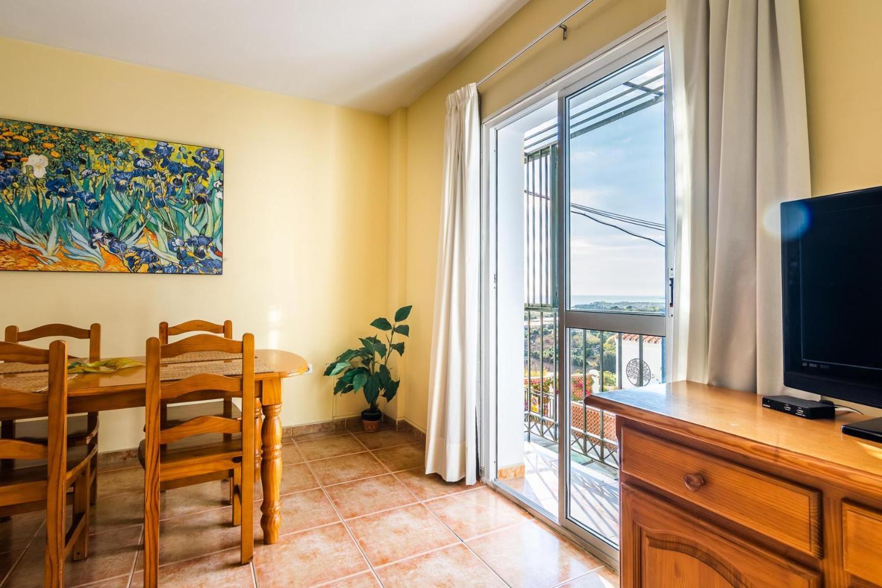 Apartamentos La Casa Del Barrio Маро Экстерьер фото