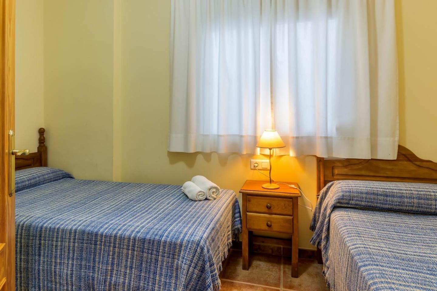 Apartamentos La Casa Del Barrio Маро Экстерьер фото