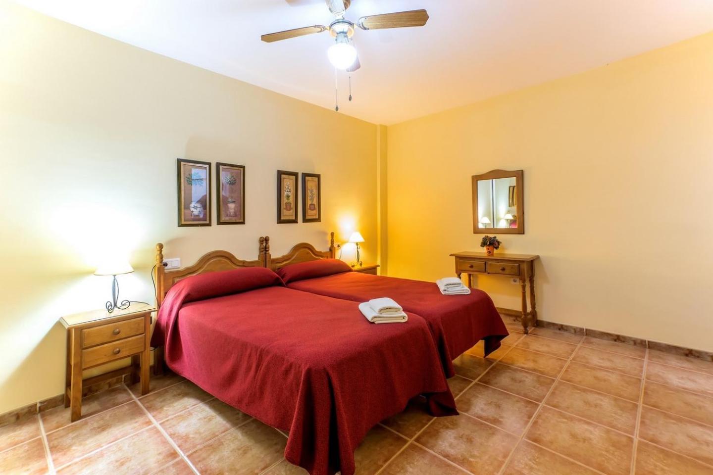 Apartamentos La Casa Del Barrio Маро Экстерьер фото