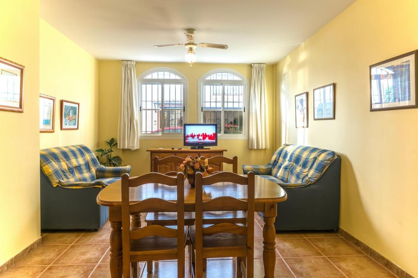 Apartamentos La Casa Del Barrio Маро Экстерьер фото