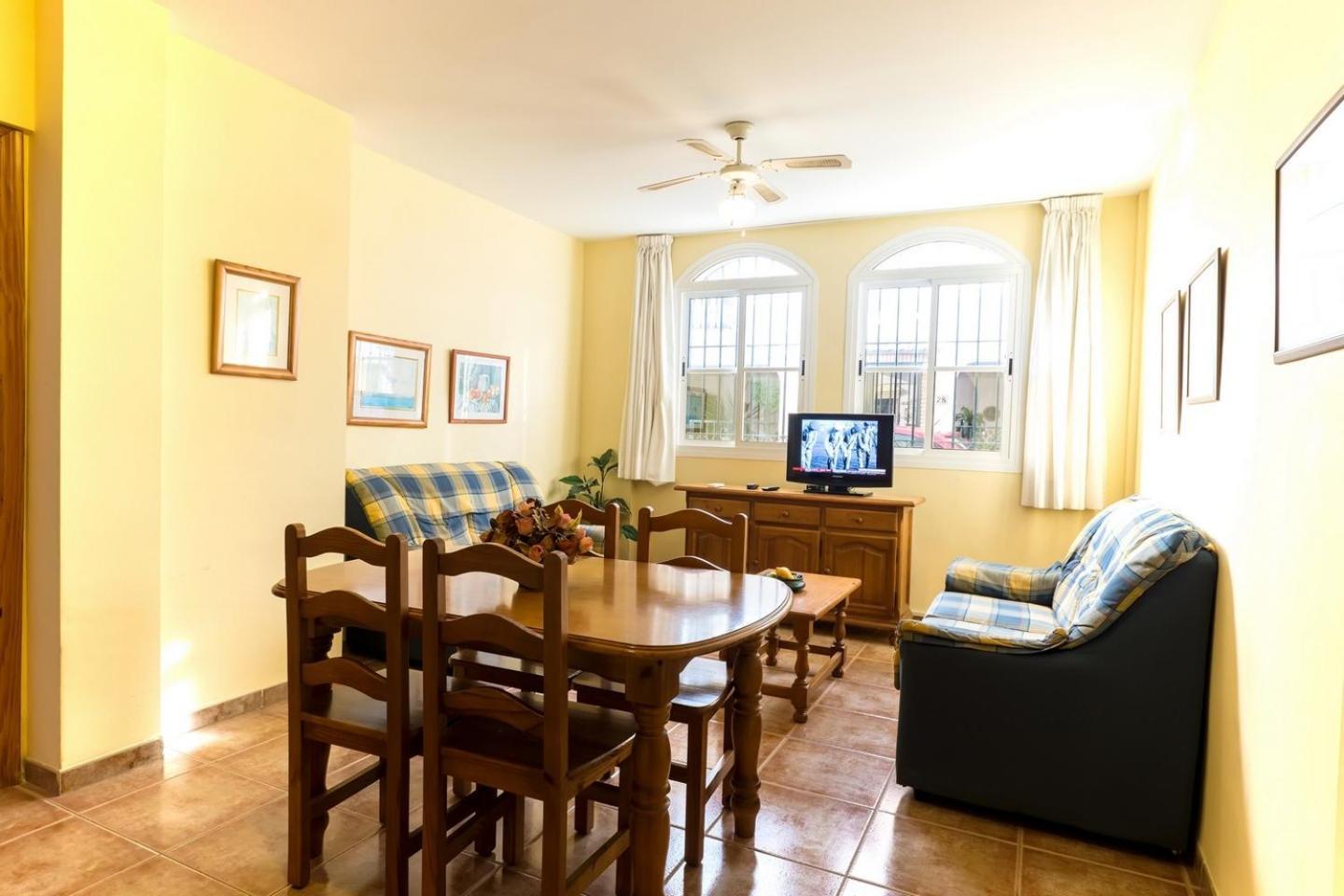 Apartamentos La Casa Del Barrio Маро Экстерьер фото