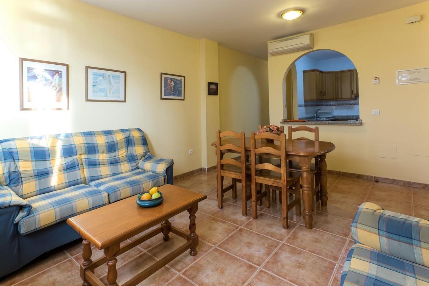 Apartamentos La Casa Del Barrio Маро Экстерьер фото
