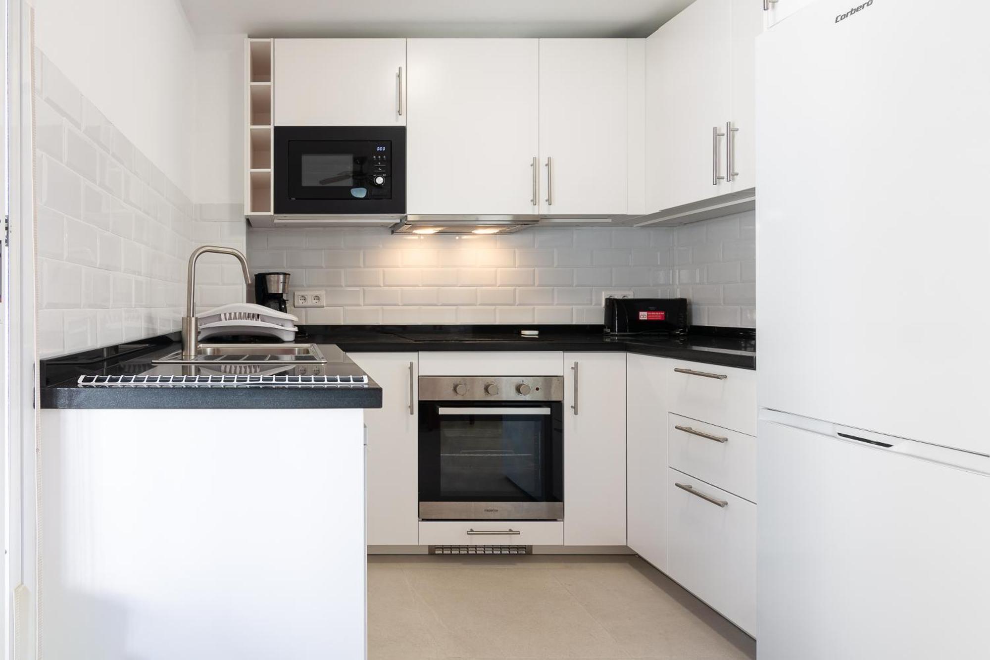 Apartamentos La Casa Del Barrio Маро Экстерьер фото
