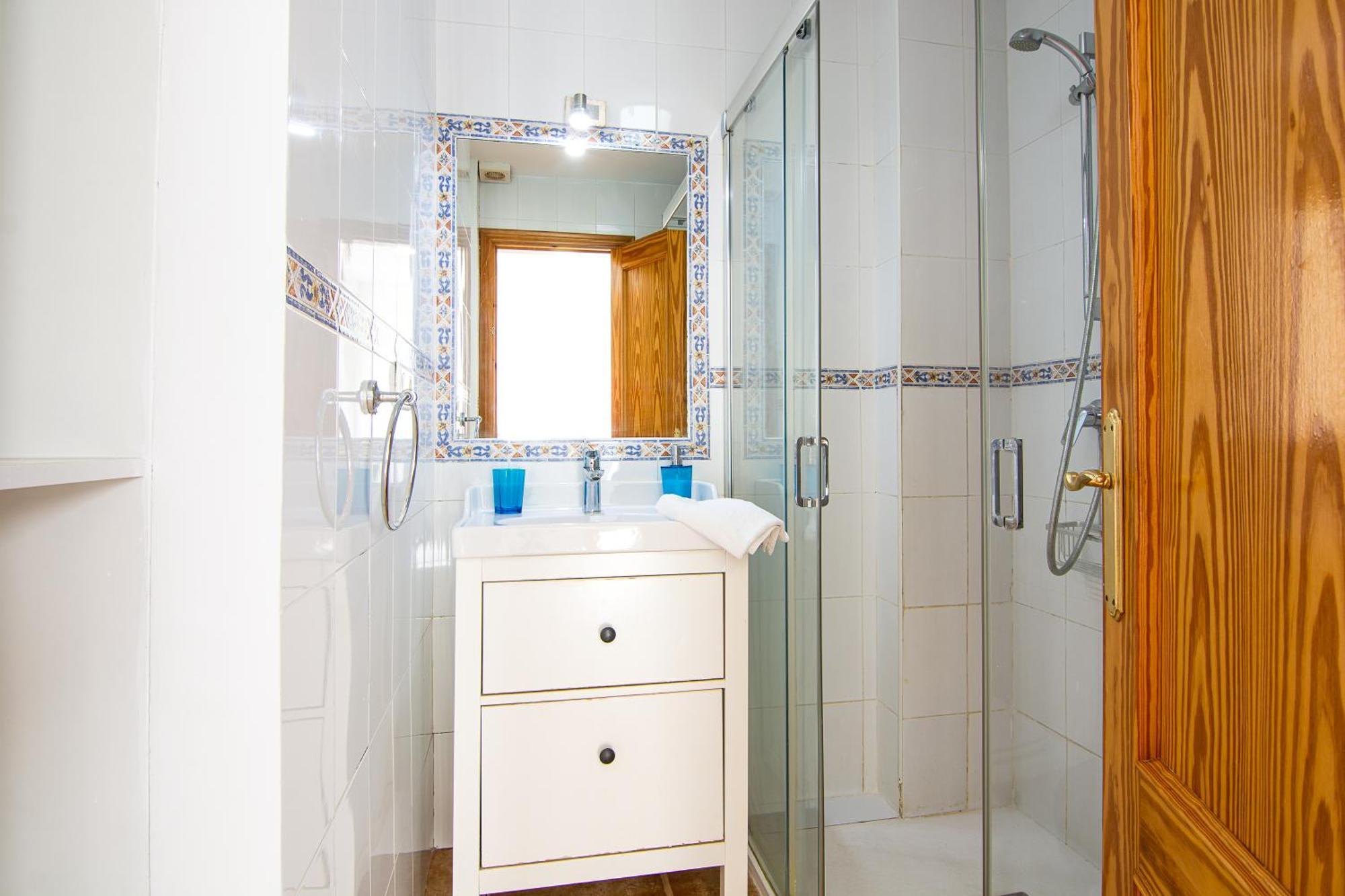 Apartamentos La Casa Del Barrio Маро Экстерьер фото