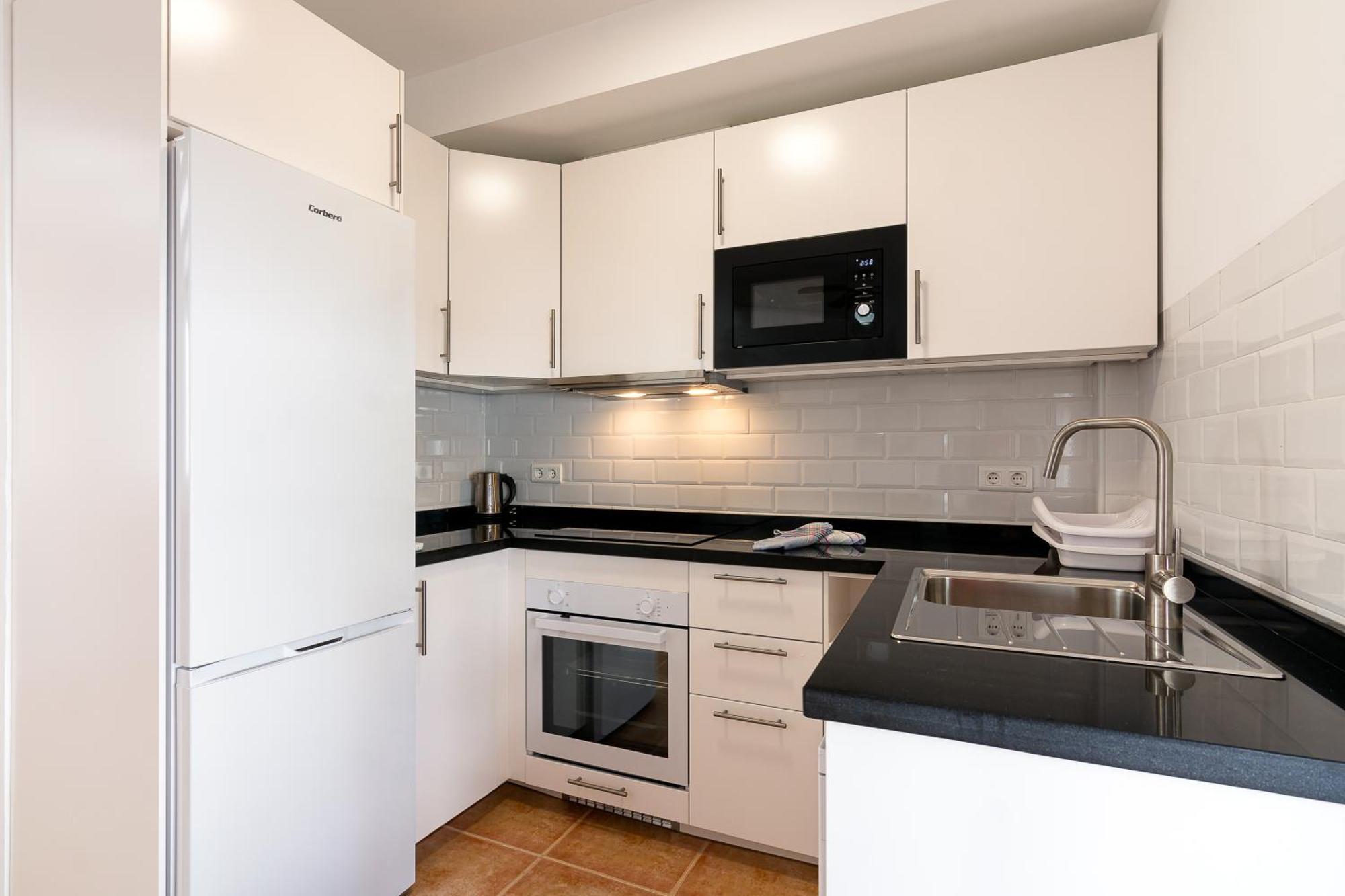 Apartamentos La Casa Del Barrio Маро Экстерьер фото