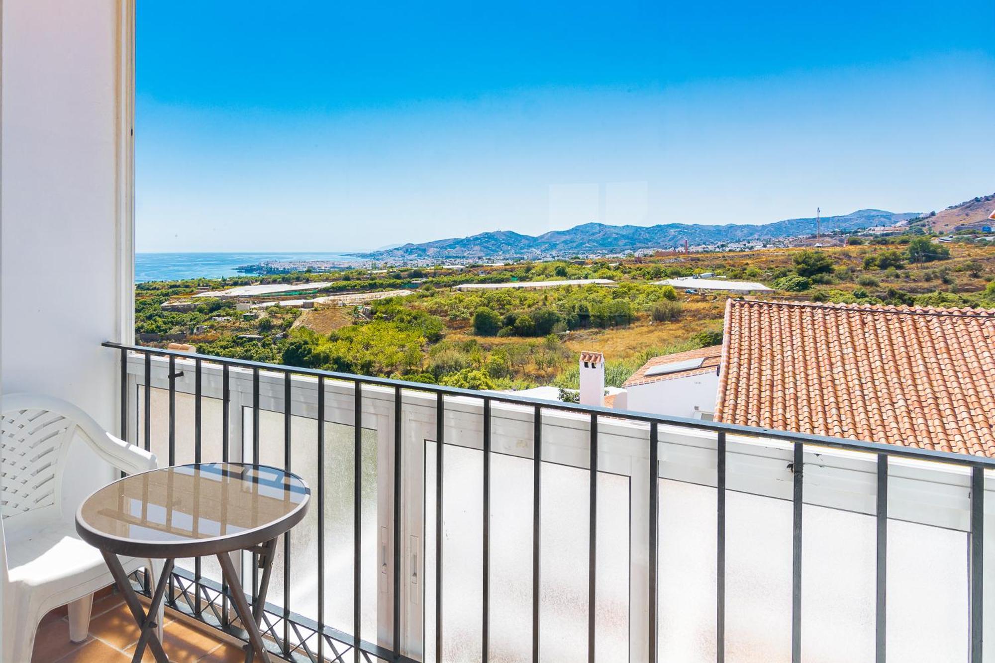 Apartamentos La Casa Del Barrio Маро Экстерьер фото