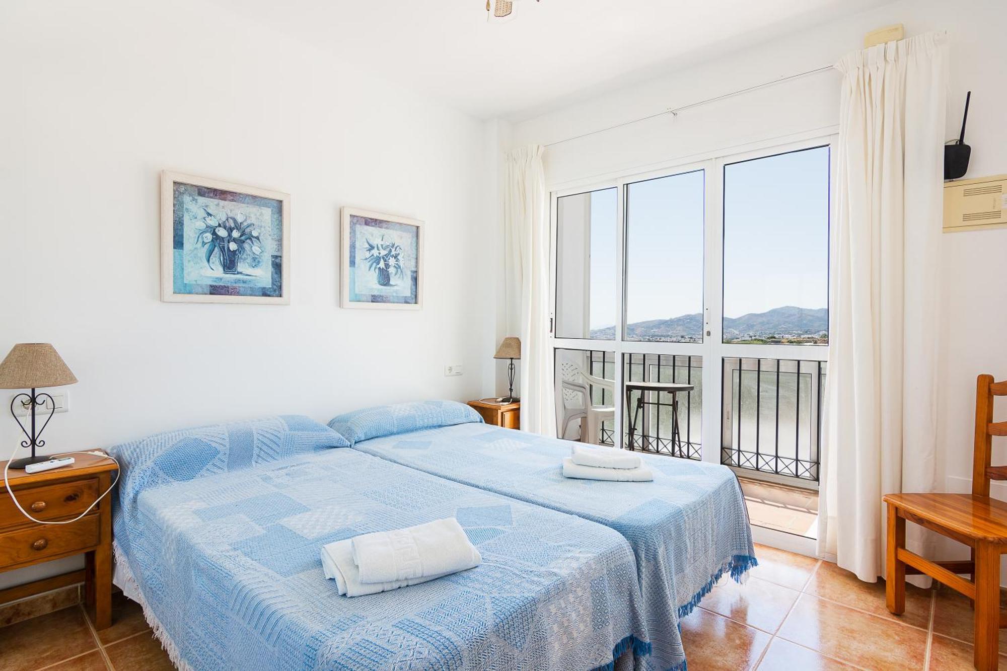 Apartamentos La Casa Del Barrio Маро Экстерьер фото